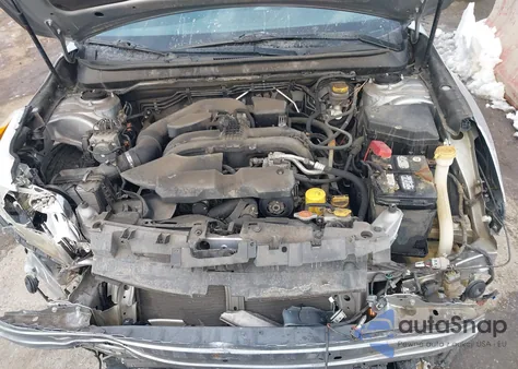 2015 Subaru Legacy 2.5I Premium z USA, uszkodzony, nr VIN 4S3BNAC63F3033694